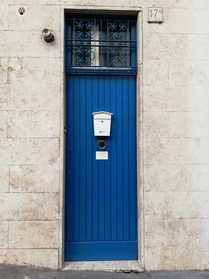 The Blue Strawberry House In San Giovanni Roma Eksteriør billede